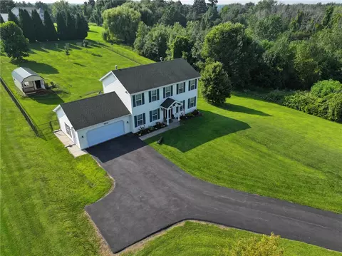 5539 Van Cruyningham Rd, Williamson, NY 14589