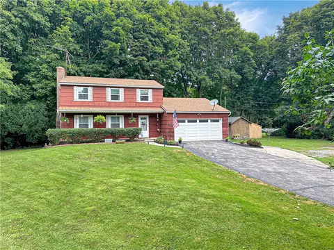 6962 Chili Riga Center Rd, Riga, NY 14428