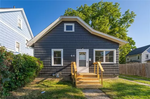 44 Enterprise St, Rochester, NY 14619