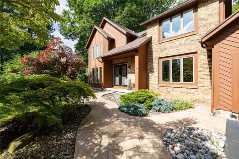 340 Andiron Ln, Greece, NY 14612