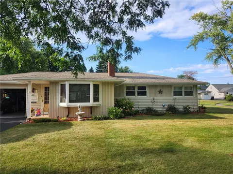 276 Russell Ave, Irondequoit, NY 14622