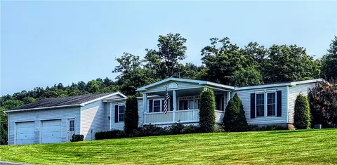 132 High St, Edmeston, NY 13335
