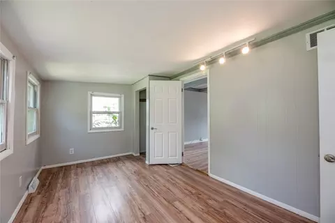 100 Heberle Rd, Irondequoit, NY 14609 photo 9
