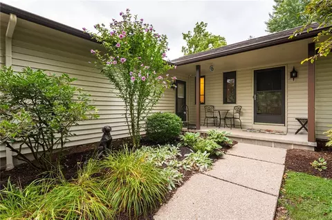 61 Tilstone Pl, Rochester, NY 14618