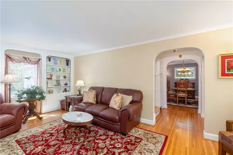 385 Thomas Ave, Irondequoit, NY 14617 photo 12