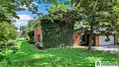 400 Lake Shore Dr W, Dunkirk, NY 14048