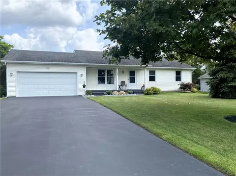 162 Archer Rd, Chili, NY 14428