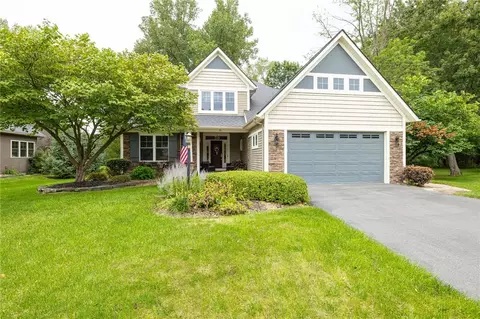 95 Garden Dr, Perinton, NY 14450
