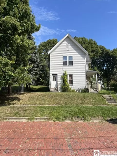 106 Hedges Ave, Jamestown, NY 14701