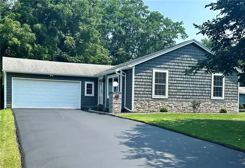 48 Village Walk, Ogden, NY 14559