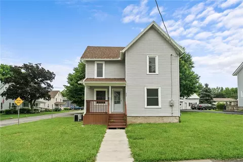 337 E Oak Orchard St, Shelby, NY 14103