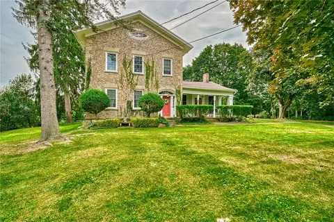 61 Stuart Rd, Chili, NY 14428