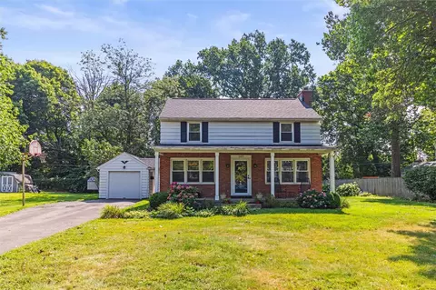 140 Fairhaven Rd, Brighton, NY 14610