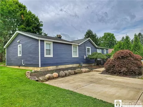 47 W 5th St, Ellicott, NY 14701