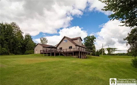 6189 Route 474, Harmony, NY 14710