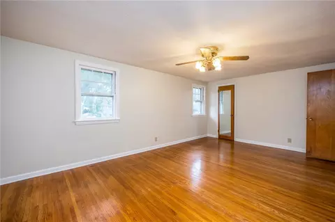 165 Burwell Rd, Irondequoit, NY 14617 photo 24
