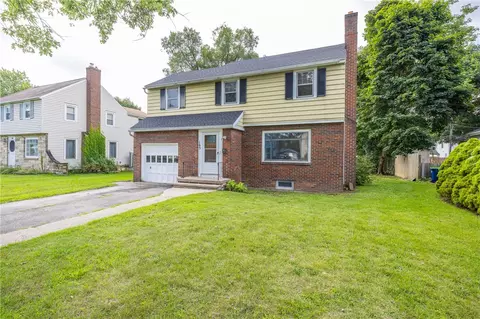 165 Burwell Rd, Irondequoit, NY 14617 photo 3