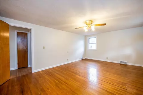 165 Burwell Rd, Irondequoit, NY 14617 photo 25