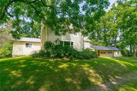 7067 Adams Rd, Hemlock, NY 14466
