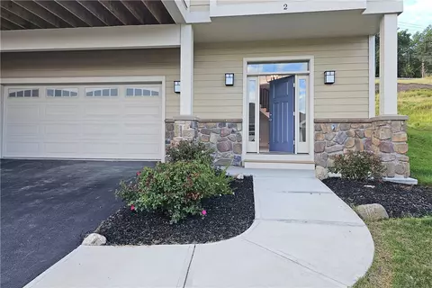 2 Terrace Dr, South Bristol, NY 14424