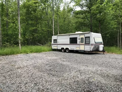 2135 County Line Rd, Kendall, NY 14476