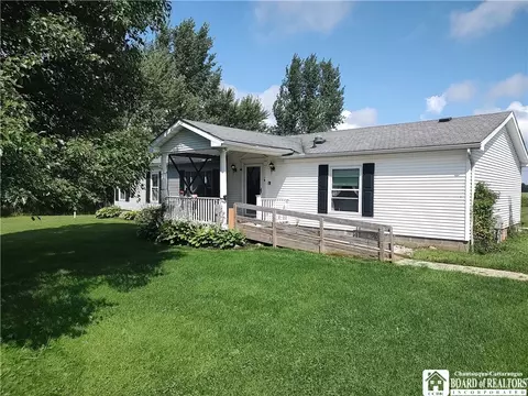 2170 East Rd, Charlotte, NY 14782
