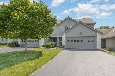 3 Woodbury Way, Perinton, NY 14450