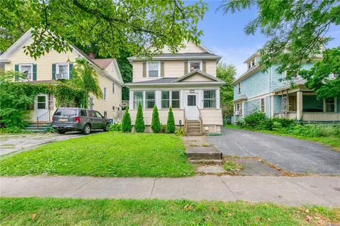 907 Goodman St S, Rochester, NY 14620