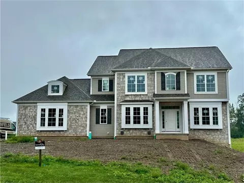 69 Coventry Rdg, Pittsford, NY 14534