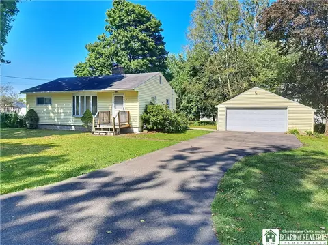 16 Maple St, Carroll, NY 14738