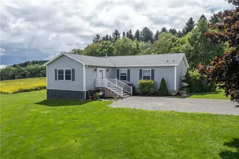 6816 Swartz Rd, Dansville, NY 14437