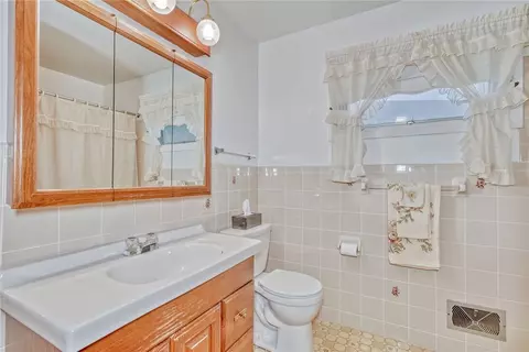 25 Bennett Ave, Irondequoit, NY 14609 photo 30