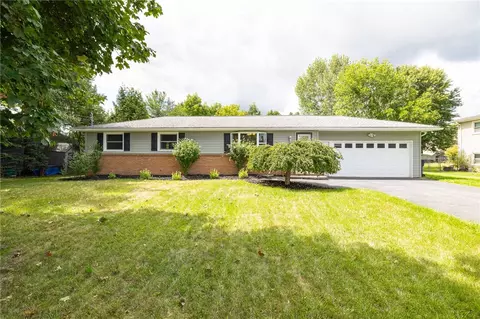 241 Golden Rd, Chili, NY 14624