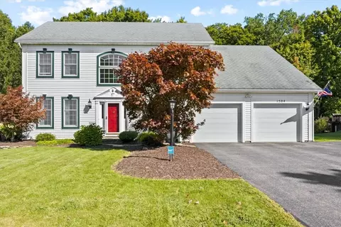 1504 Fallen Leaf Ter, Webster, NY 14580
