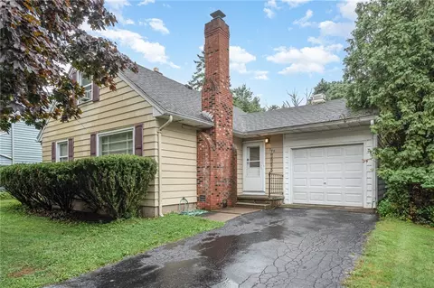 369 Eaton Rd, Irondequoit, NY 14617
