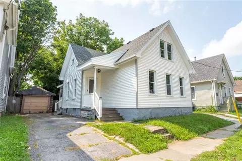 9 Glasser St, Rochester, NY 14606