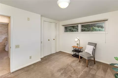133 Imperial Cir, Irondequoit, NY 14617 photo 22