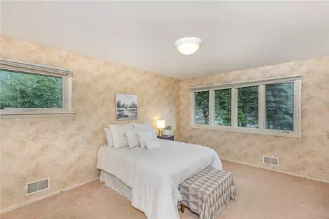 133 Imperial Cir, Irondequoit, NY 14617 photo 15