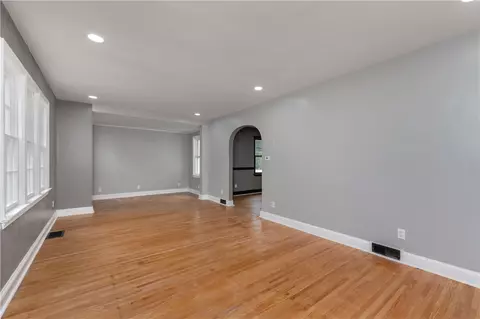 75 Wyndale Rd, Irondequoit, NY 14617 photo 6