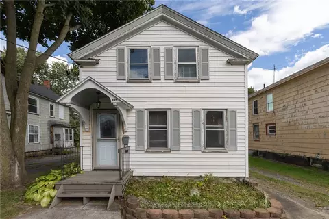 168 Canal St, Lyons, NY 14489