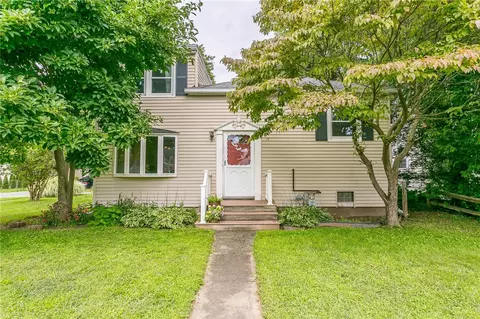126 Menard Dr, Greece, NY 14616