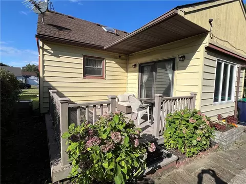 43 Rudman Rd, Irondequoit, NY 14622 photo 7