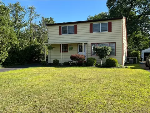 43 Rudman Rd, Irondequoit, NY 14622