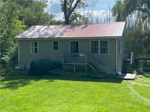 6474 Fairville Station Rd, Arcadia, NY 14513