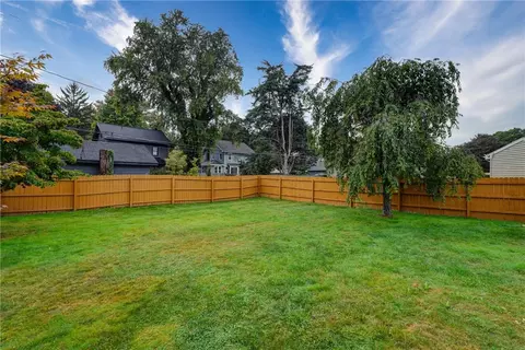 119 Thomas Ave, Irondequoit, NY 14617 photo 45