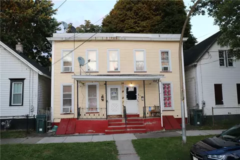 28 Walnut St, Rochester, NY 14611