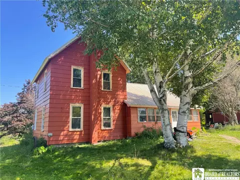 6512 Boberg Rd, Ashford, NY 14171