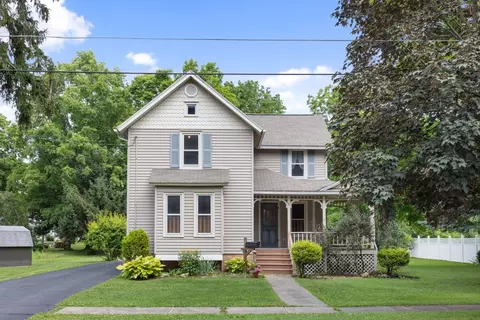 27 Stoll St, Starkey, NY 14837