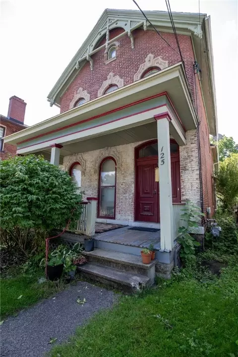 125-127 Gregory St, Rochester, NY 14620