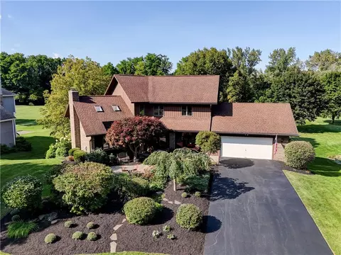 94 Waterford Way, Perinton, NY 14450